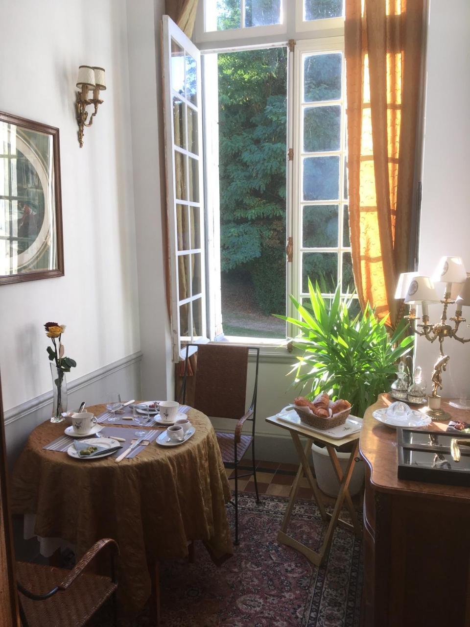 Chateau De La Haye Bed and Breakfast Contigné Eksteriør billede